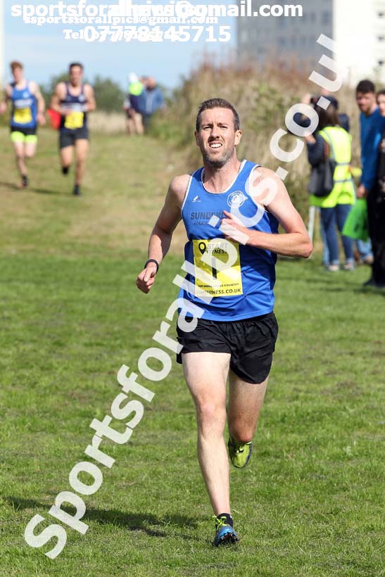Senior mens relay 2019 Sunderland Harriers Open Cross Country. Photo:  David T. Hewitson/Sports for All Pics